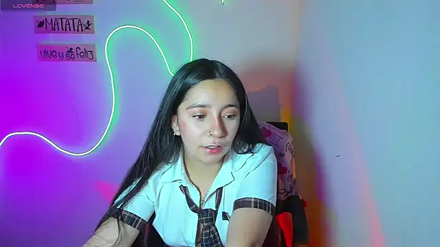 litle mily  online show from March 22, 9:10 pm