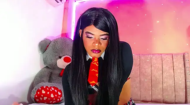 vanessa nauthygirls online show from December 5, 7:17 pm