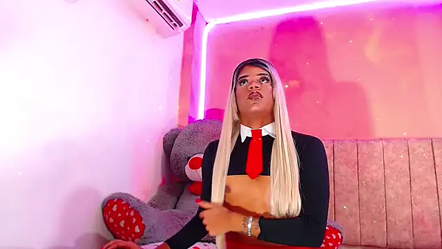 vanessa nauthygirls online show from February 24, 7:41 pm