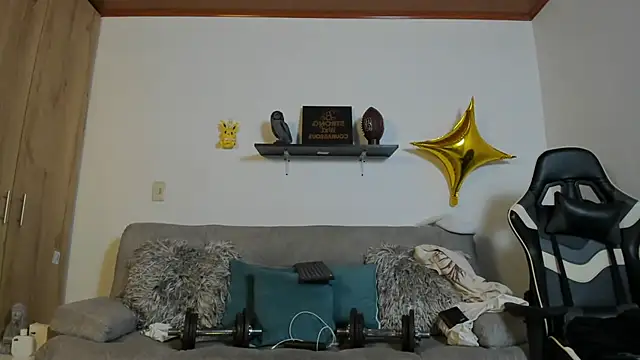 julian wallace online show from September 23, 4:10 pm