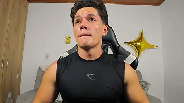 julian wallace online show from January 7, 8:44 pm