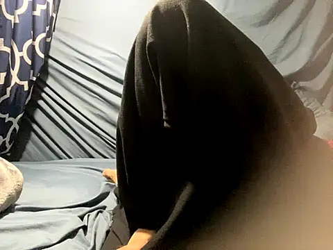 BigMac1596 online show from October 1, 3:45 am