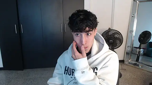 gojo satoru 18 online show from March 3, 11:44 am