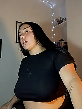 helena smith online show from February 5, 4:37 am