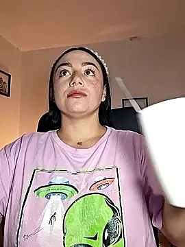 helena smith online show from November 7, 2:33 am