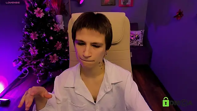 Moon13152 online show from January 12, 8:58 pm