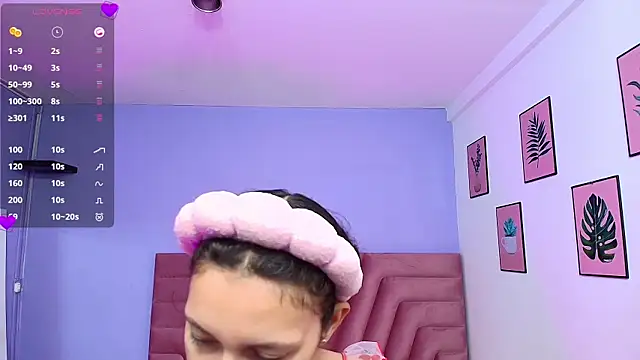 Beautifulskinny18 online show from February 5, 7:53 pm