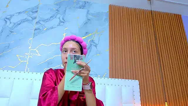 Beautifulskinny18 online show from September 14, 8:08 pm