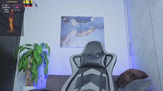 Yeiko Romero  online show from March 27, 7:58 am