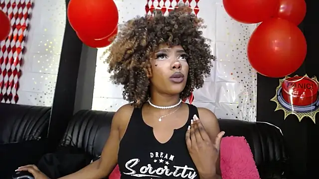 Snapshot of TIFFANYYSTAR chatting on January 25, 2:14 pm TIFFANYYSTAR online show from January 25, 2:14 pm
