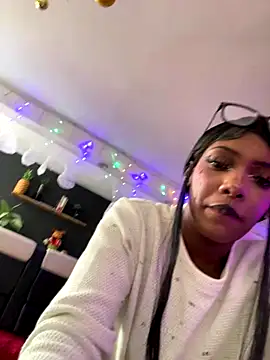 TIFFANYYSTAR online show from December 17, 5:52 pm