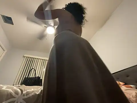 wynterheat online show from February 17, 3:58 am