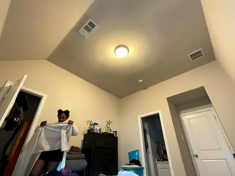 wynterheat online show from November 5, 7:03 pm