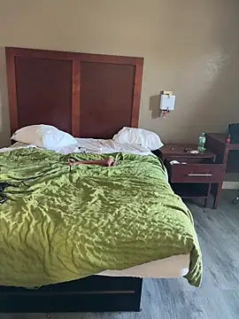 sexuallysubmissiveCD online show from March 6, 3:41 pm