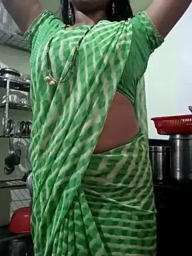 Snapshot of PUNAM_BABY1 chatting on January 6, 11:18 am PUNAM BABY1 online show from January 6, 11:18 am