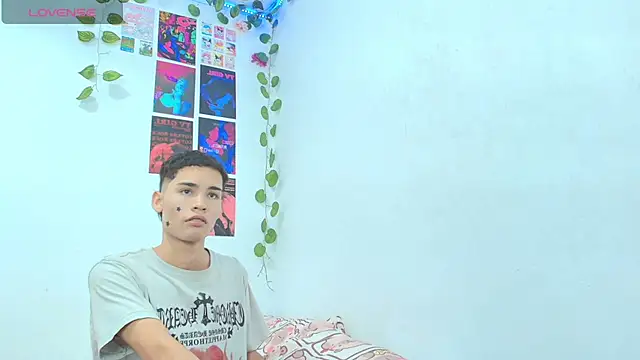 Snapshot of stevan1855 chatting on June 27, 5:56 am stevan1855 online show from June 27, 5:56 am