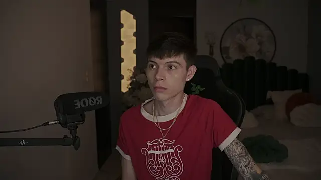 Snapshot of IsmaelRichardson chatting on March 19, 2:48 am IsmaelRichardson online show from March 19, 2:48 am