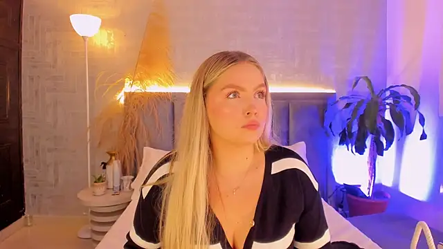 GaiaBaker online show from December 20, 2:02 pm