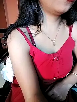 hot Oliviaa online show from February 12, 4:33 pm