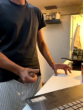 donnuozfutura online show from September 26, 5:55 am