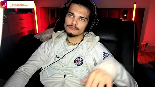 JordanShow online show from October 1, 2:34 pm