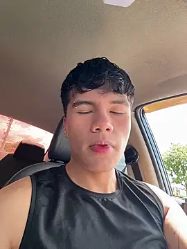 Logan smith1 online show from December 3, 6:06 pm