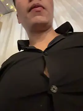 Logan smith1 online show from April 12, 1:10 am