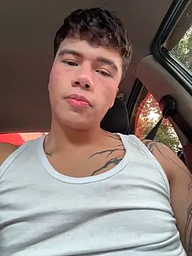 Logan smith1 online show from May 30, 3:31 pm