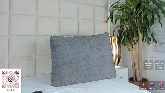 Nia Bunny online show from March 6, 1:46 pm