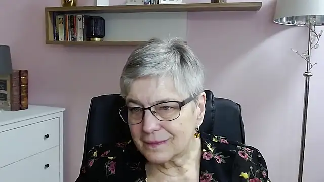 IrisDream online show from December 23, 10:32 am