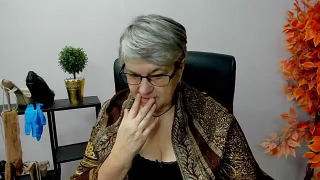 IrisDream online show from January 28, 7:22 am