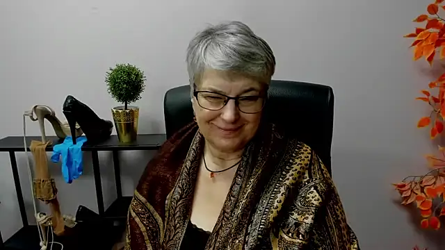 IrisDream online show from February 26, 10:47 am