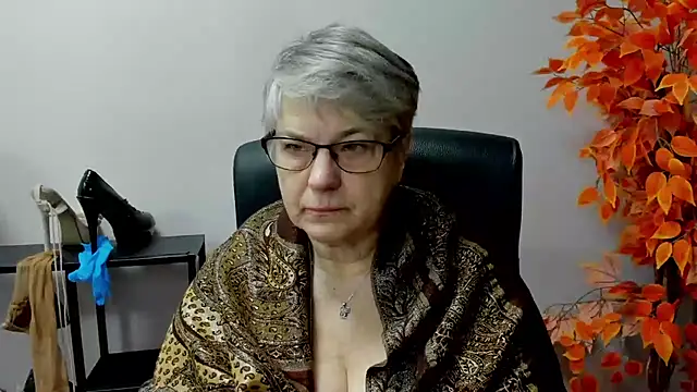 IrisDream online show from March 17, 7:13 am