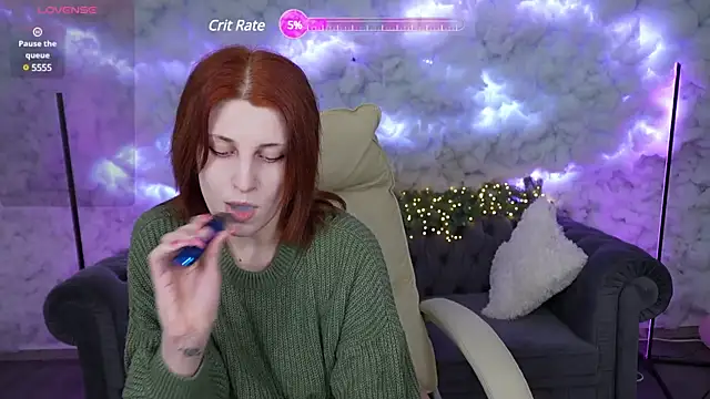 FoxyRayy online show from January 4, 4:43 pm