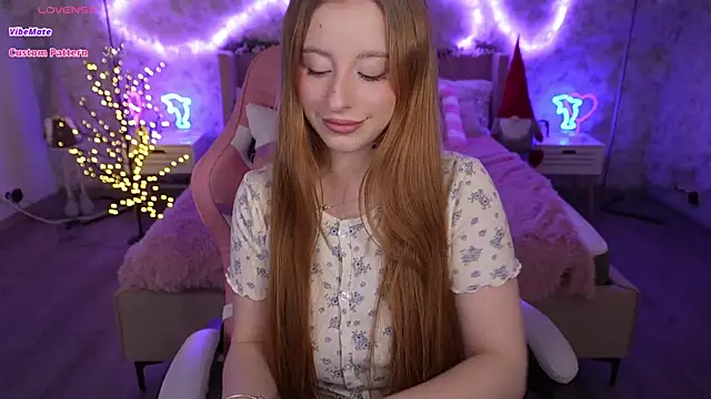 SilverrMoon online show from February 6, 2:00 am