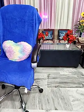 Cute-Raashii online show from December 21, 1:35 am