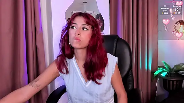 Snapshot of cloe__palmer chatting on March 20, 3:14 pm cloe palmer online show from March 20, 3:14 pm