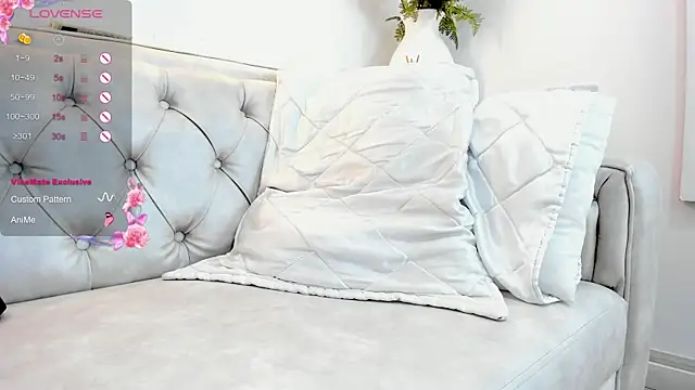 iiris  online show from February 12, 4:33 pm