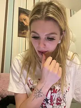 Liya my online show from December 3, 9:24 pm