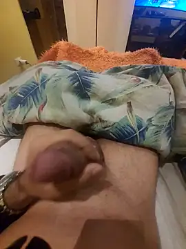 Snapshot of tiscopofortezozza chatting on March 3, 7:39 pm tiscopofortezozza online show from March 3, 7:39 pm