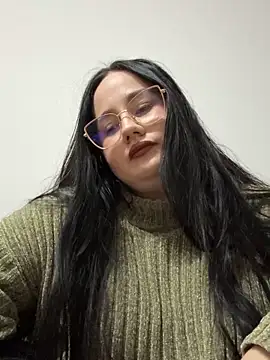 Snapshot of curvybabe7 chatting on December 1, 5:07 pm curvybabe7 online show from December 1, 5:07 pm