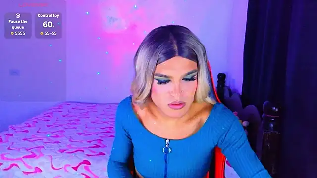 AllisonsweetZ online show from April 26, 3:04 am