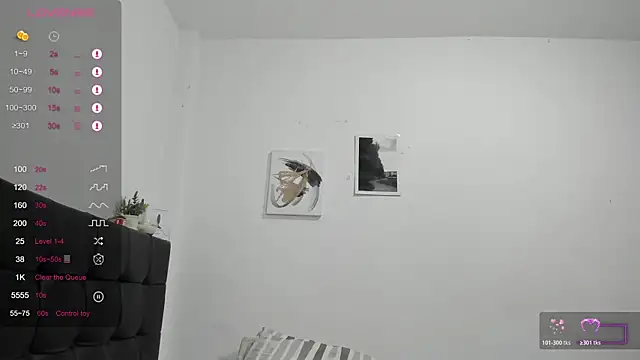 Snapshot of RoddyRich11 chatting on November 20, 11:43 am RoddyRich11 online show from November 20, 11:43 am