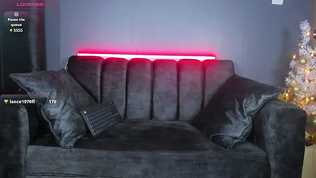 khriss brown online show from December 16, 10:34 pm