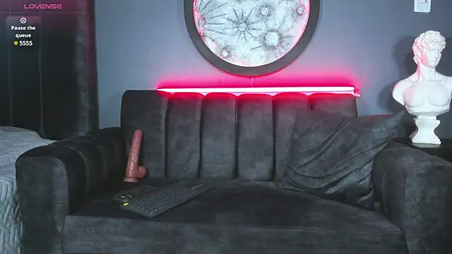 khriss brown online show from January 16, 9:40 pm