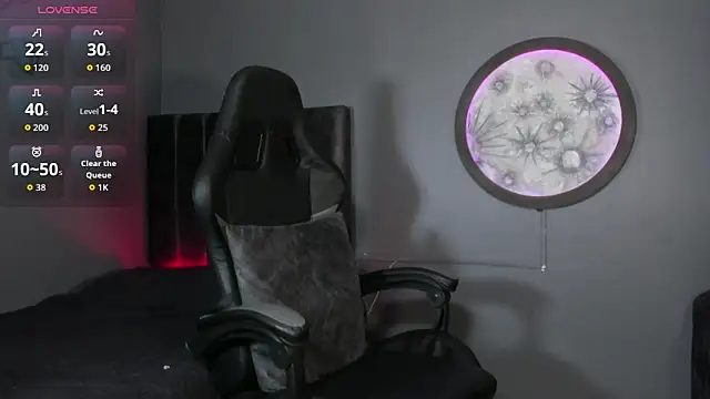 khriss brown online show from September 27, 9:31 pm