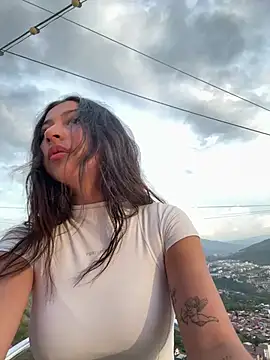 persiival online show from March 2, 10:27 pm