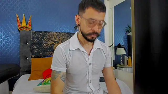 leondevereda online show from February 3, 7:31 pm