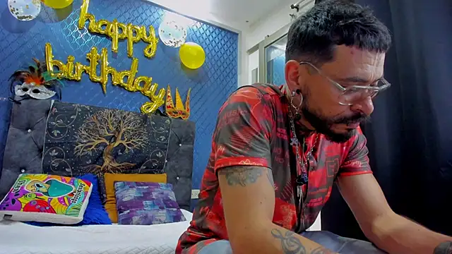 leondevereda online show from February 20, 8:14 pm