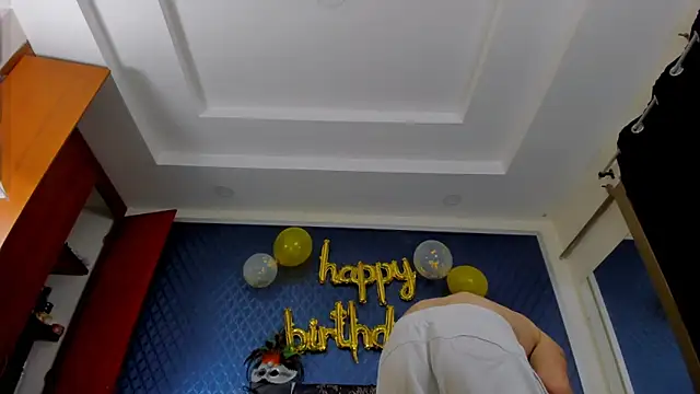 leondevereda online show from February 22, 10:31 pm